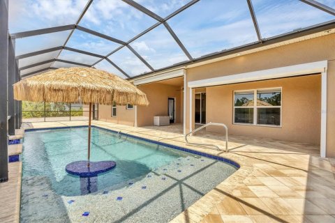 House in Port Charlotte, Florida 4 bedrooms, 233.37 sq.m. № 1679857 - photo 22
