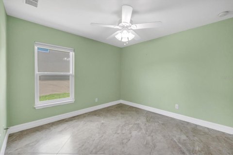 House in Port Charlotte, Florida 4 bedrooms, 233.37 sq.m. № 1679857 - photo 17