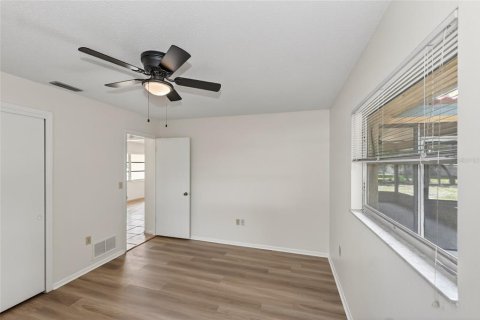 Villa ou maison à louer à Sarasota, Floride: 3 chambres, 167.87 m2 № 2096785 - photo 20