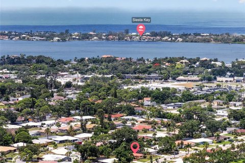 Villa ou maison à louer à Sarasota, Floride: 3 chambres, 167.87 m2 № 2096785 - photo 28