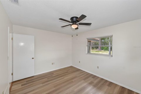 Villa ou maison à louer à Sarasota, Floride: 3 chambres, 167.87 m2 № 2096785 - photo 21