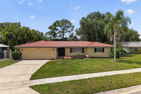 Villa ou maison à Sarasota, Floride 3 chambres, 167.87 m2 № 2096785