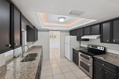 Villa ou maison à louer à Sarasota, Floride: 3 chambres, 167.87 m2 № 2096785 - photo 12