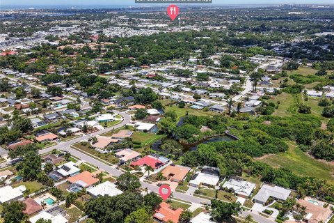 Villa ou maison à louer à Sarasota, Floride: 3 chambres, 167.87 m2 № 2096785 - photo 29