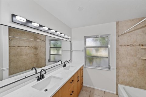 Villa ou maison à louer à Sarasota, Floride: 3 chambres, 167.87 m2 № 2096785 - photo 22