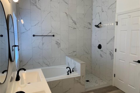 Купить виллу или дом в Дэвенпорт, Флорида 10 комнат, 153.66м2, № 2117291 - фото 18
