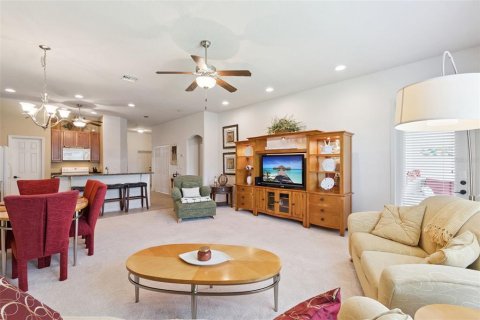 Adosado en venta en Groveland, Florida, 2 dormitorios, 132.76 m2 № 2238341 - foto 8