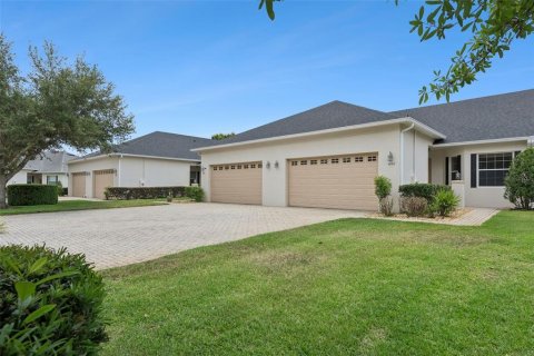 Adosado en venta en Groveland, Florida, 2 dormitorios, 132.76 m2 № 2238341 - foto 2