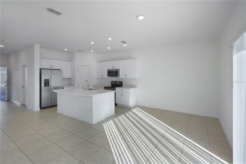 Adosado en alquiler en Kissimmee, Florida, 3 dormitorios, 130.71 m2 № 1866212 - foto 5