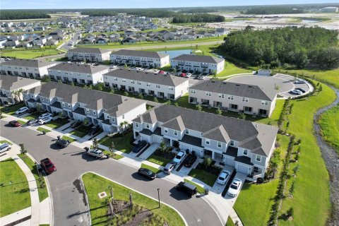 Adosado en alquiler en Kissimmee, Florida, 3 dormitorios, 130.71 m2 № 1866212 - foto 2