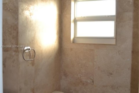 Купить кондоминиум в Майами-Бич, Флорида 2 спальни, 120.77м2, № 1976488 - фото 17