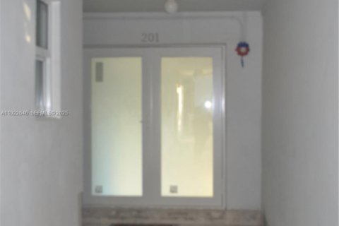 Купить кондоминиум в Майами-Бич, Флорида 2 спальни, 120.77м2, № 1976488 - фото 22