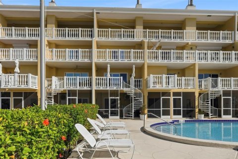 Townhouse in Tierra Verde, Florida 2 bedrooms, 150.5 sq.m. № 2215727 - photo 30