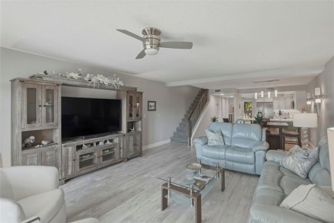 Townhouse in Tierra Verde, Florida 2 bedrooms, 150.5 sq.m. № 2215727 - photo 14