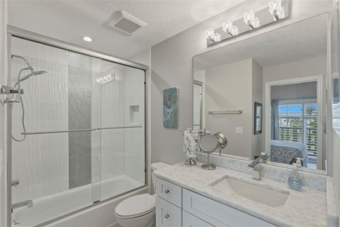 Townhouse in Tierra Verde, Florida 2 bedrooms, 150.5 sq.m. № 2215727 - photo 26