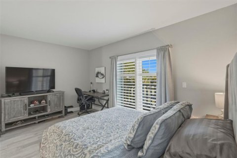 Townhouse in Tierra Verde, Florida 2 bedrooms, 150.5 sq.m. № 2215727 - photo 24
