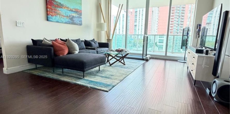 Condo in Aventura, Florida, 2 bedrooms  № 1994096