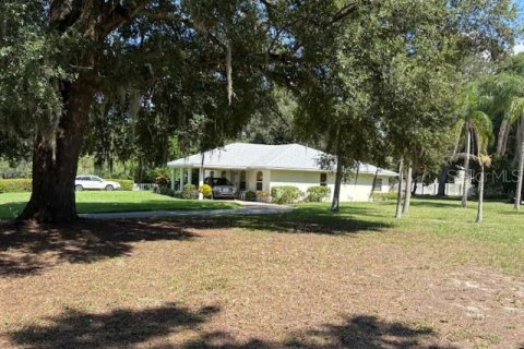 House in Lake Wales, Florida 2 bedrooms, 169.08 sq.m. № 1909245 - photo 19