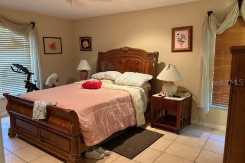 House in Lake Wales, Florida 2 bedrooms, 169.08 sq.m. № 1909245 - photo 11