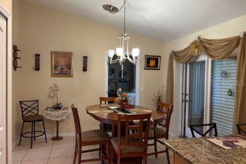 House in Lake Wales, Florida 2 bedrooms, 169.08 sq.m. № 1909245 - photo 7