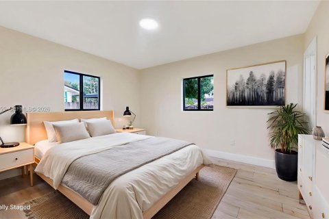 Casa en venta en Miami, Florida, 3 dormitorios, 127 m2 № 2006430 - foto 10