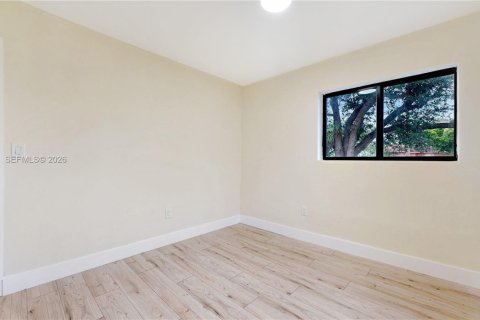 Casa en venta en Miami, Florida, 3 dormitorios, 127 m2 № 2006430 - foto 17