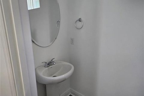 House in Orlando, Florida 4 bedrooms, 176.51 sq.m. № 2208963 - photo 14