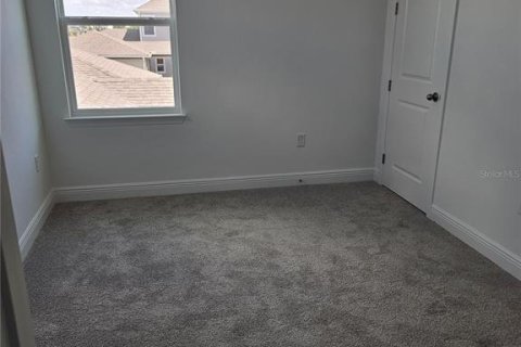 House in Orlando, Florida 4 bedrooms, 176.51 sq.m. № 2208963 - photo 23