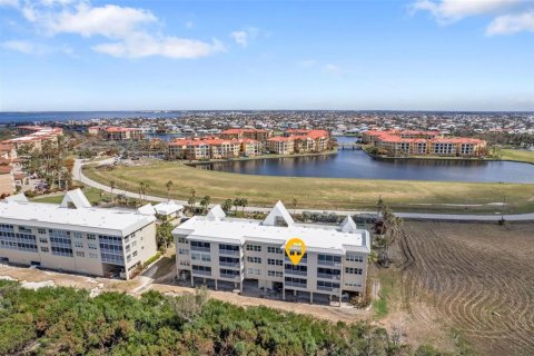 Copropriété à vendre à Punta Gorda, Floride: 2 chambres, 142.14 m2 № 1417412 - photo 29