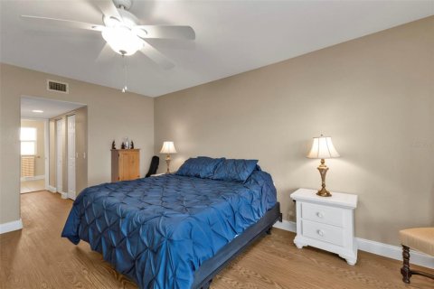 Condo in Punta Gorda, Florida, 2 bedrooms  № 1417412 - photo 22