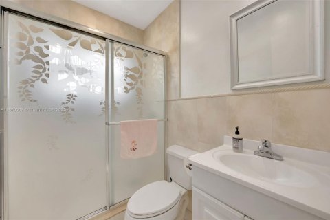 Condominio en venta en Miami, Florida, 2 dormitorios, 115.2 m2 № 2023660 - foto 25