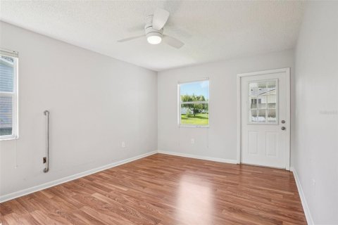 Condo in Leesburg, Florida, 2 bedrooms  № 1894946 - photo 18