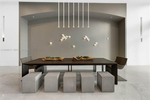 Condo in Aventura, Florida, 2 bedrooms  № 2002888 - photo 24