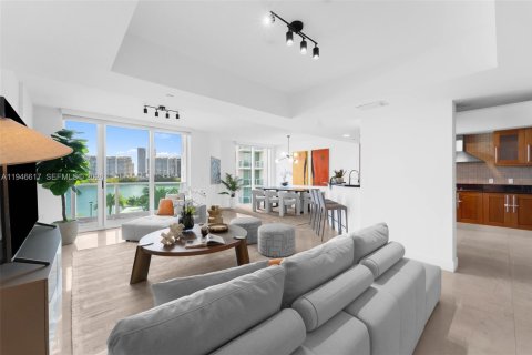 Condo in Aventura, Florida, 2 bedrooms  № 2002888 - photo 7