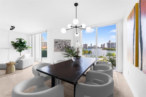 Condo in Aventura, Florida, 2 bedrooms  № 2002888 - photo 9