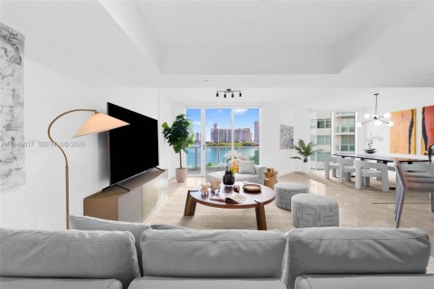 Condo in Aventura, Florida, 2 bedrooms  № 2002888 - photo 6