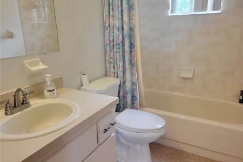 House in Ocala, Florida 2 bedrooms, 80.27 sq.m. № 1879174 - photo 5