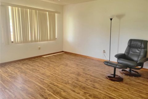 House in Ocala, Florida 2 bedrooms, 80.27 sq.m. № 1879174 - photo 2