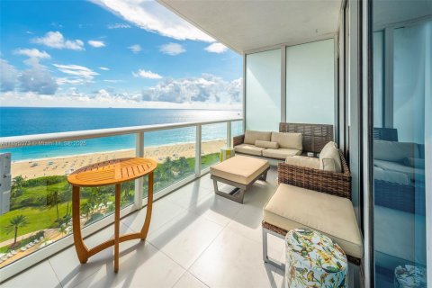 Condominio en alquiler en Miami Beach, Florida, 2 dormitorios, 173.73 m2 № 1950948 - foto 3