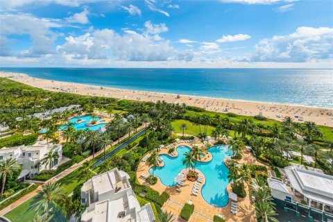 Condominio en alquiler en Miami Beach, Florida, 2 dormitorios, 173.73 m2 № 1950948 - foto 4