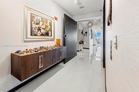 Condominio en alquiler en Miami Beach, Florida, 2 dormitorios, 173.73 m2 № 1950948 - foto 27