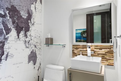 Condominio en alquiler en Miami Beach, Florida, 2 dormitorios, 173.73 m2 № 1950948 - foto 25