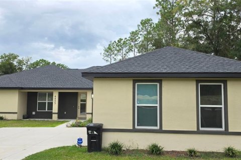 House in Ocala, Florida 3 bedrooms, 212.37 sq.m. № 2398747