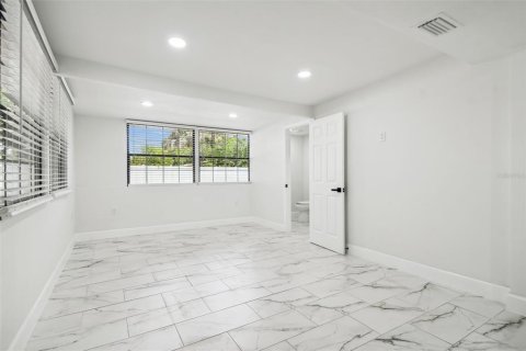 Купить виллу или дом в Тампа, Флорида 5 комнат, 143.91м2, № 1903588 - фото 27