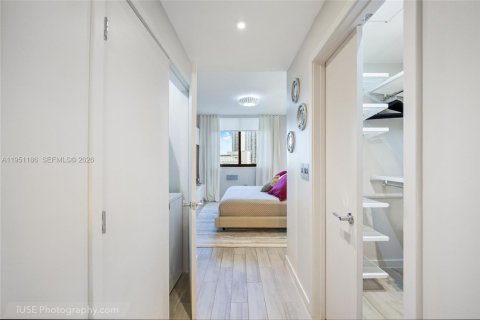 Copropriété à louer à Miami, Floride: 1 chambre, 62.62 m2 № 2007605 - photo 7