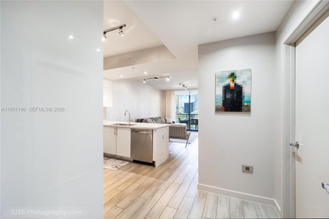 Copropriété à louer à Miami, Floride: 1 chambre, 62.62 m2 № 2007605 - photo 2