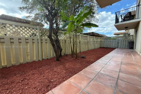 Купить кондоминиум в Майами, Флорида 3 спальни, 130.53м2, № 2025036 - фото 30