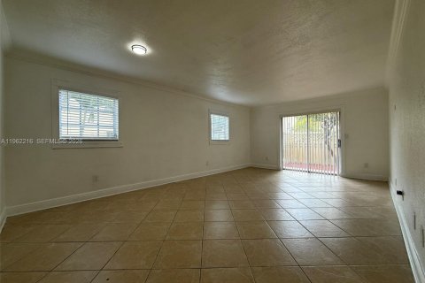 Купить кондоминиум в Майами, Флорида 3 спальни, 130.53м2, № 2025036 - фото 8