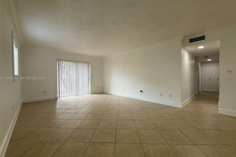 Купить кондоминиум в Майами, Флорида 3 спальни, 130.53м2, № 2025036 - фото 9