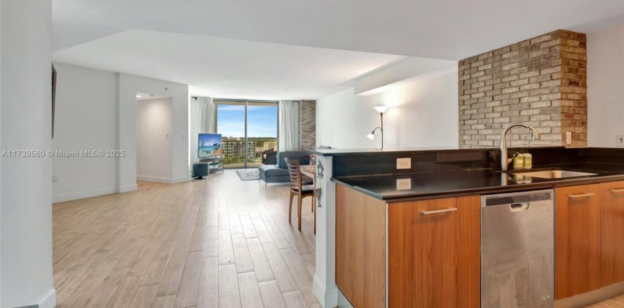 Condo à Miami, Floride, 2 chambres  № 1488339